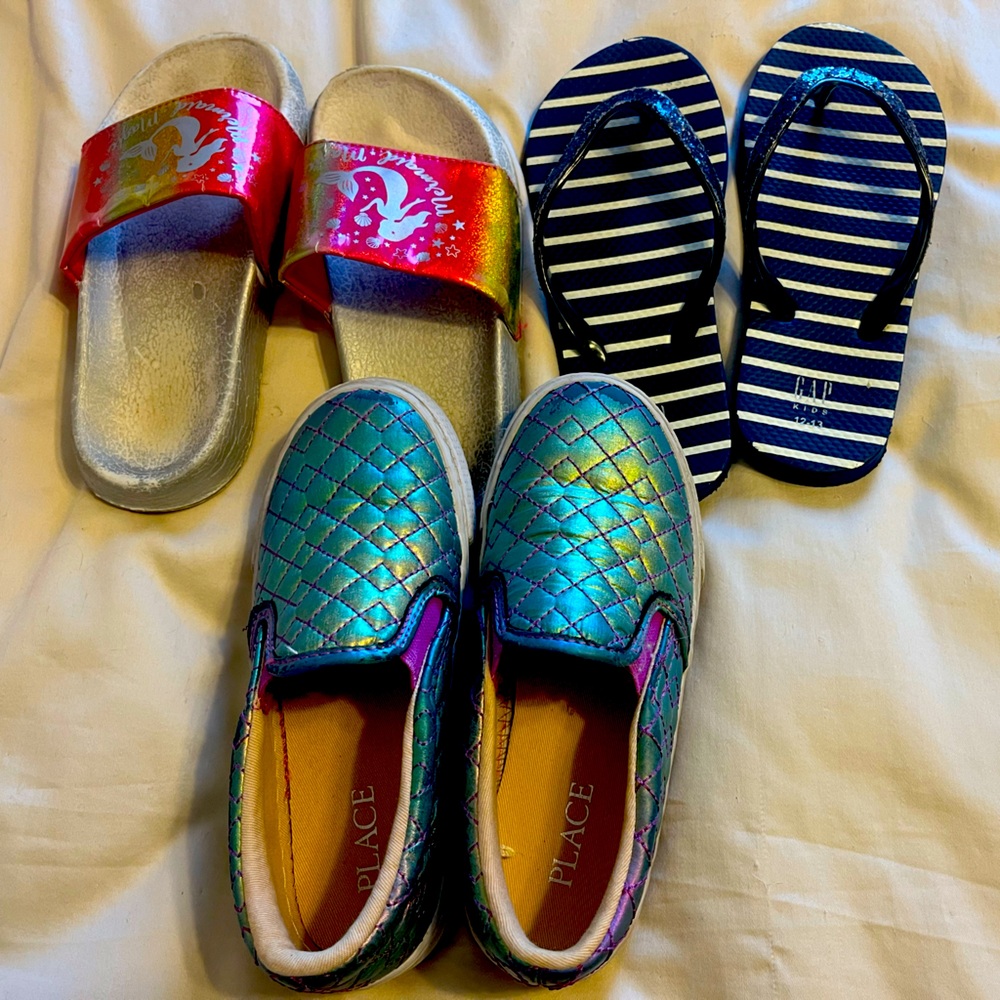 Three pairs little girls summer shoes. Size 12-13